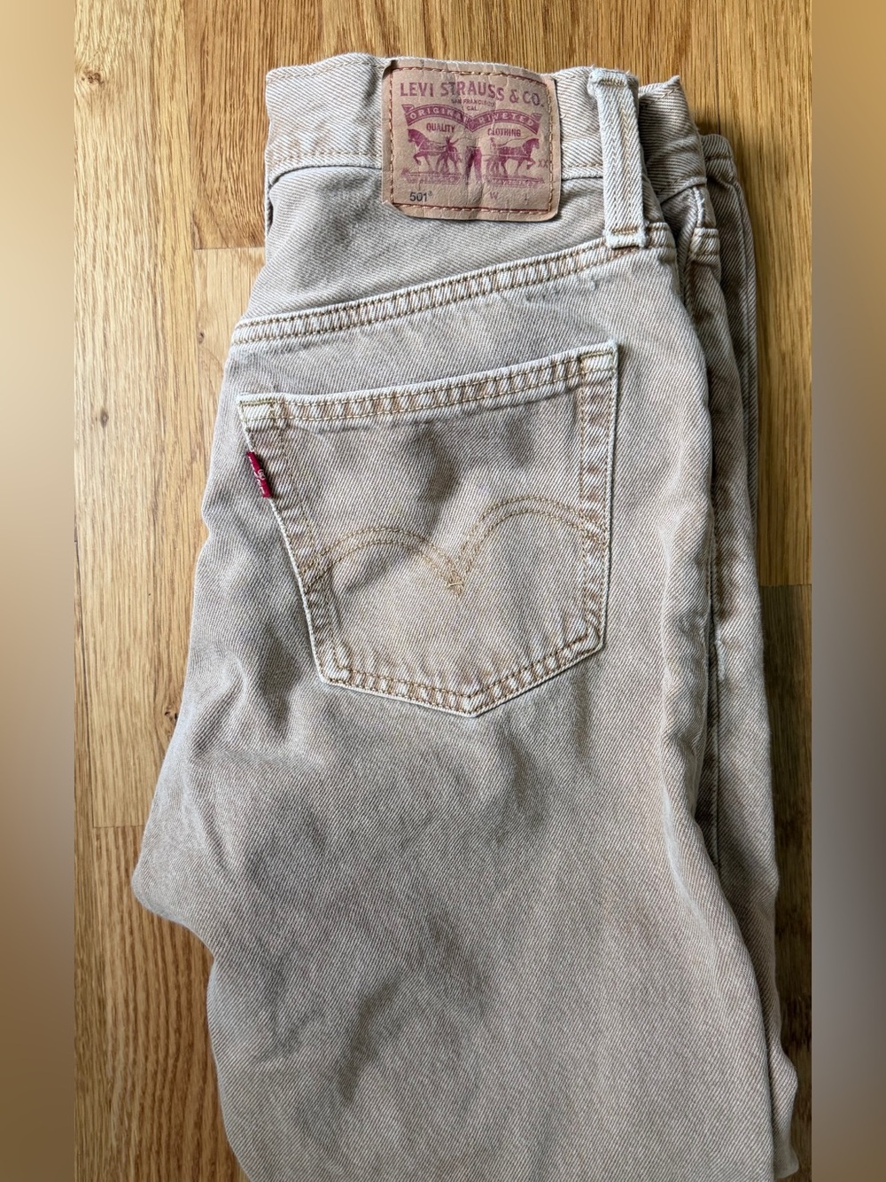 Levi's Women's Light Beige 501’s size 26